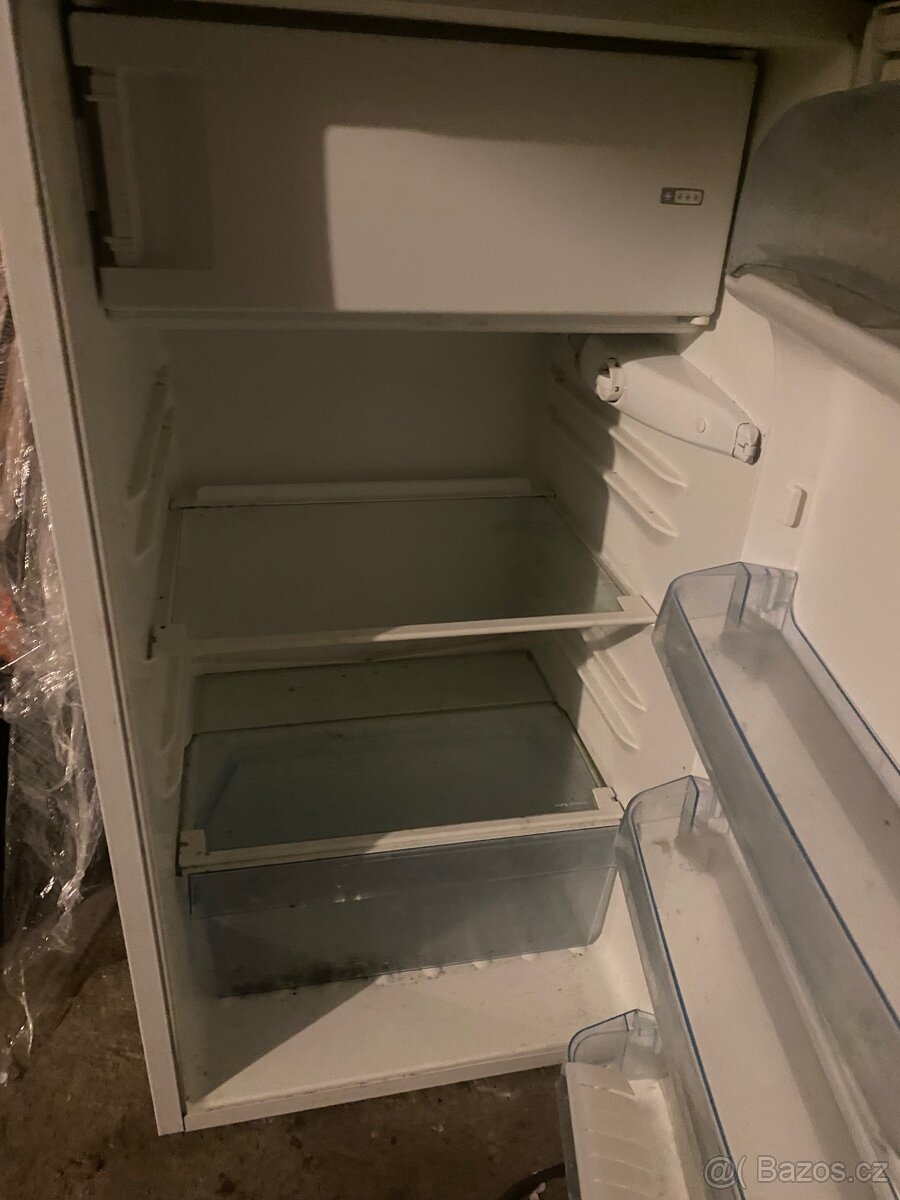 Lednice s Mrazákem - 2