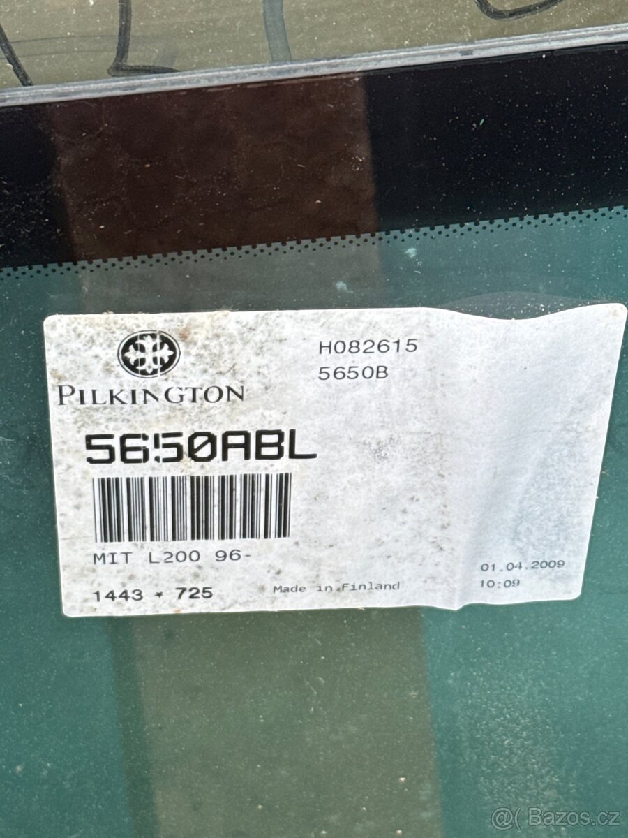 Nové čelní sklo Mitsubishi L200 (1996-) - 2