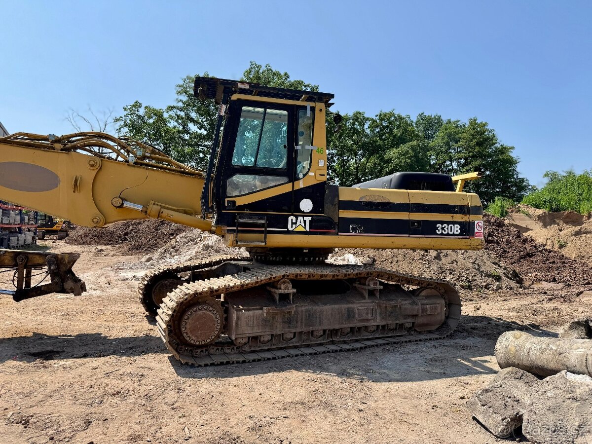 Demoliční bagr CAT 330BL - 2
