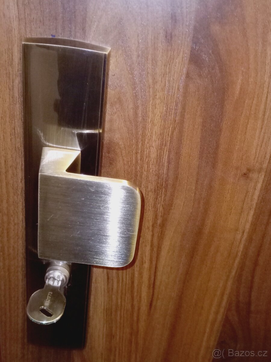 Prodám vchodové dveře - 2