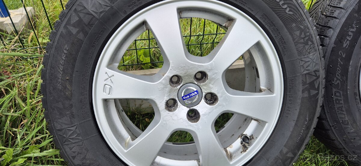 Prodám originál alu kola na Volvo - 2