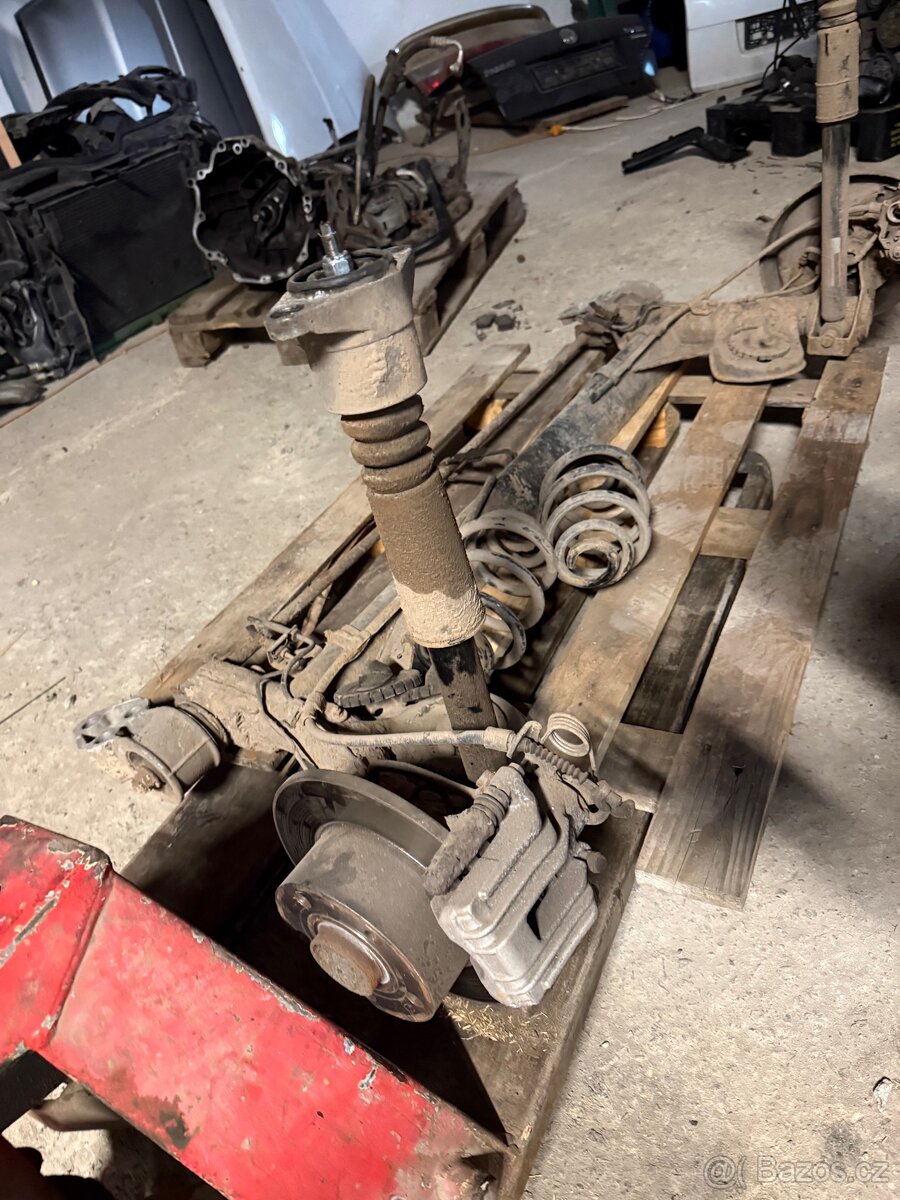 Zadní náprava VW passat b5.5 - 2