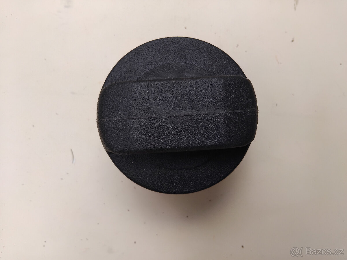 Zátka nádrže ŠKODA - 2