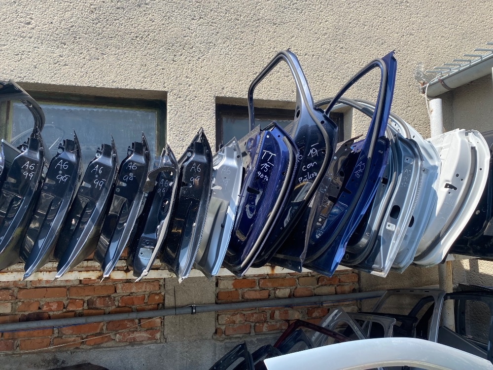 Dveře Audi - 2