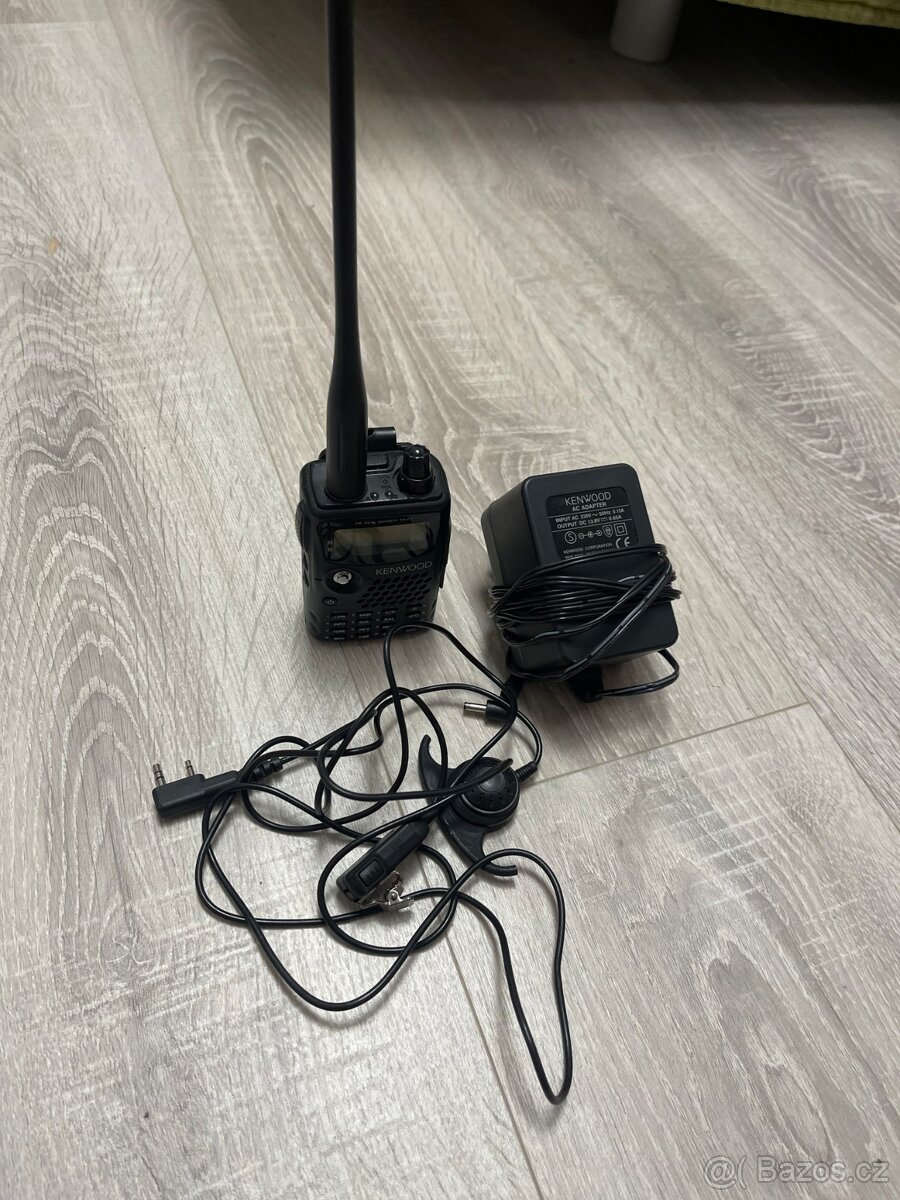 KENWOOD TH-F7E - 2