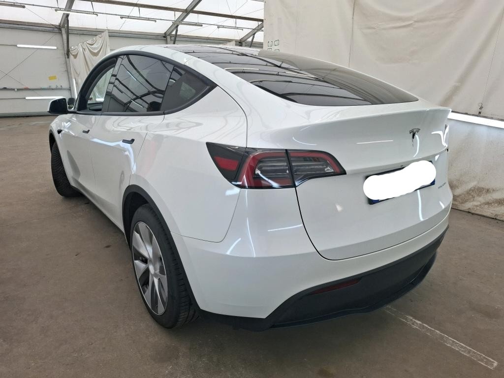 Tesla Model Y AWD 4x4 Long Range - 1917 - 2