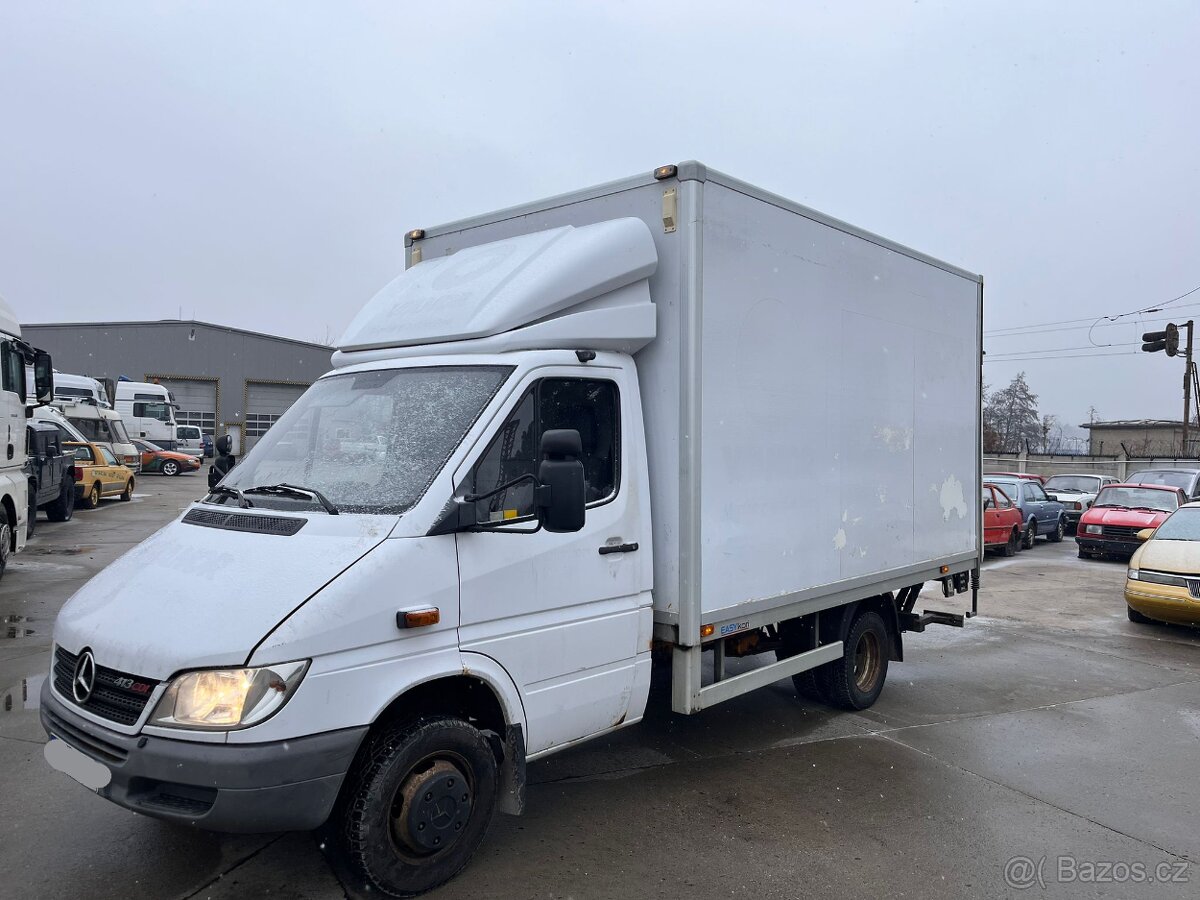 Mercedes - Benz Sprinter 413 CDI rv:2006 - 2