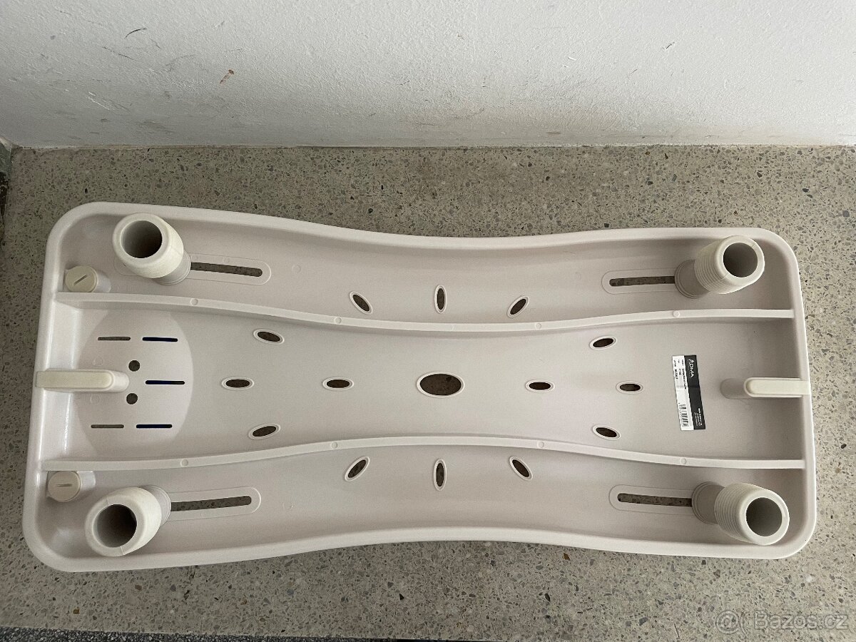 Sedačka na vanu DMA - 2