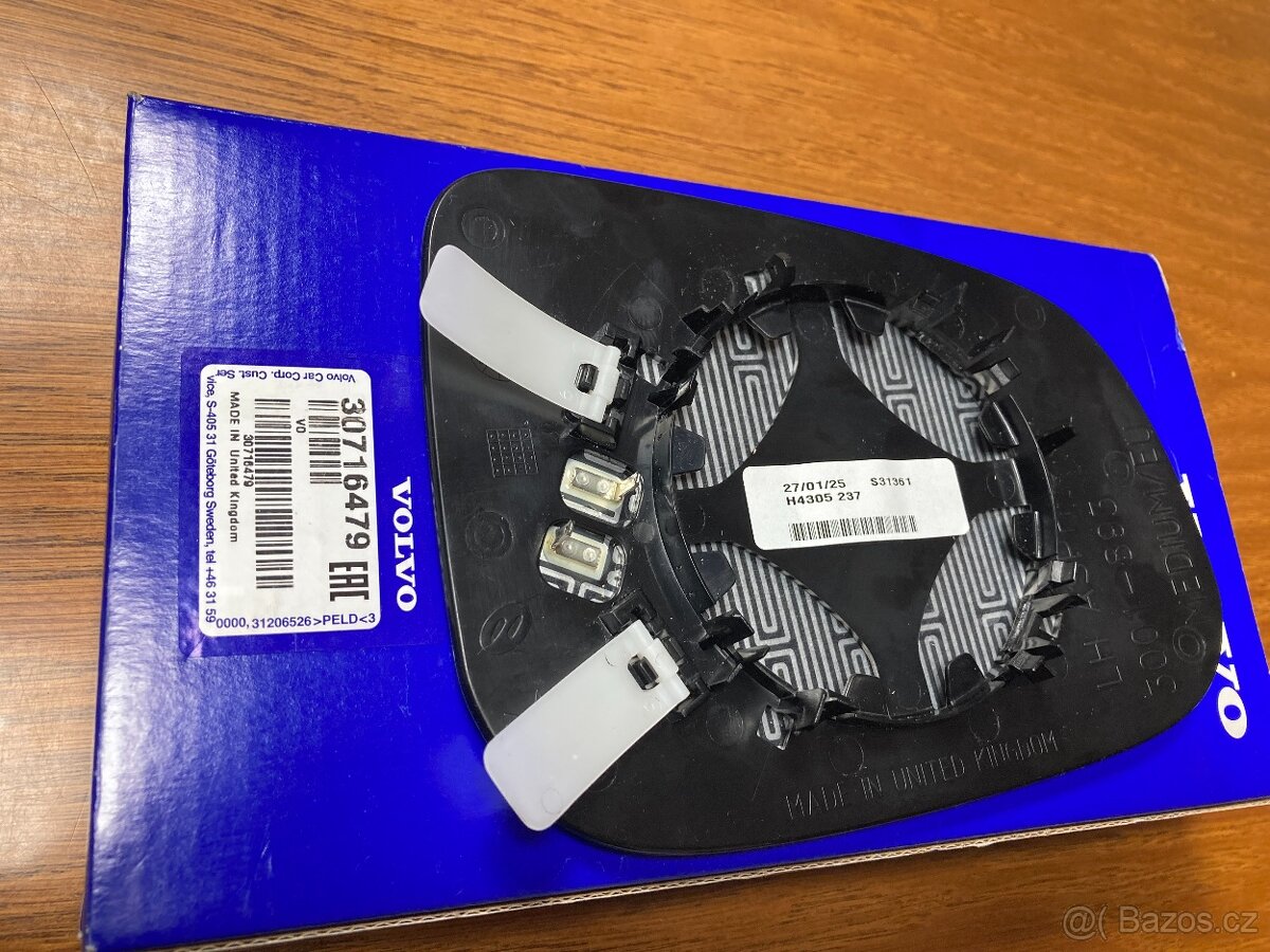 Zpětné zrcátko levé přední na VOLVO C30 - 2