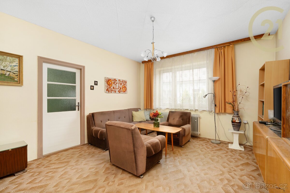 Prodej RD 3+1 a 2+1 v Rozdrojovicích, 215 m2 , celková pl... - 2