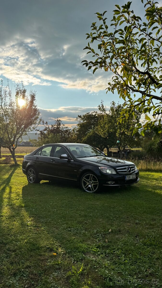 Mercedes třídy C W204 C220 cdi - 2
