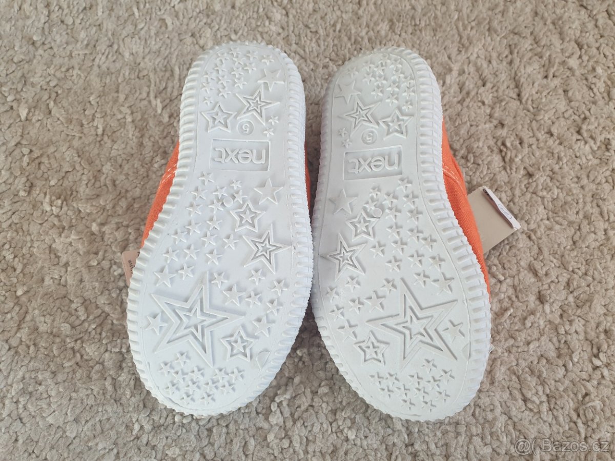 Dívčí tenisky next 5/21,5 - nové - 2