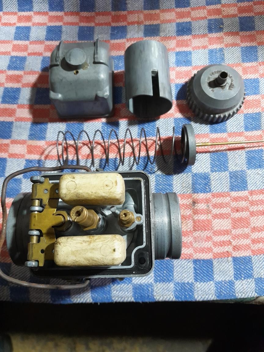 ČZ motokros,díly,karburátor - 2