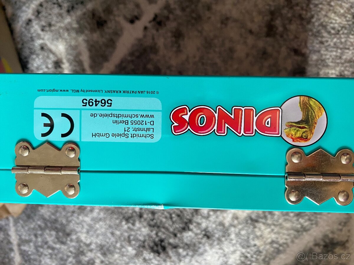 Puzzle Dinosauři v kovovém kufru - 2