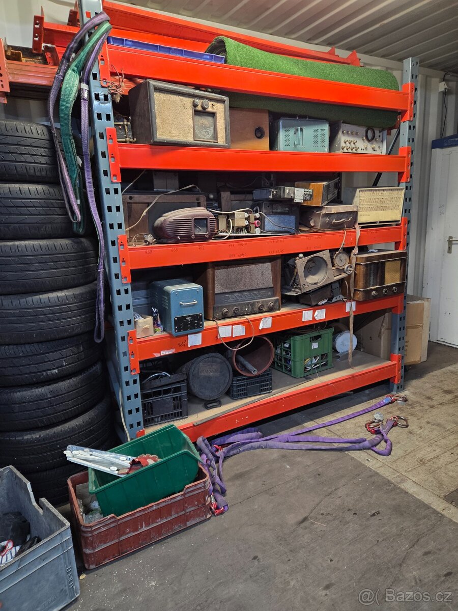 Regály 75 cm x délka 290cm - 2