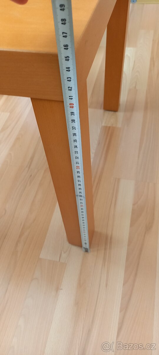 Malý starší konferenční stolek Ikea 55 x 55 cm - 2