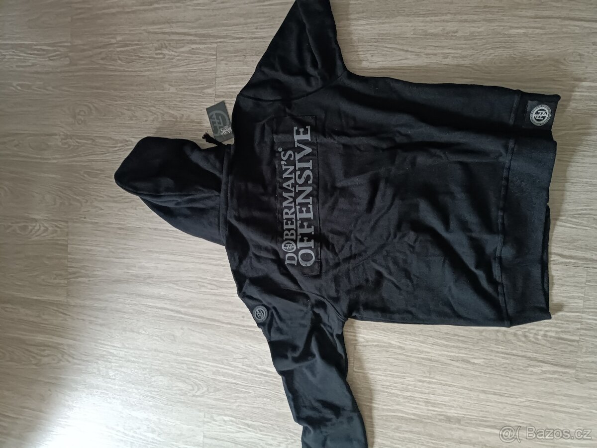 DOBERMANS AGRESSIVE - 2