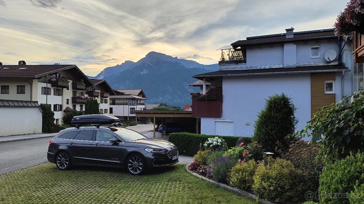 Střešní box Thule Pacific 600 - 2