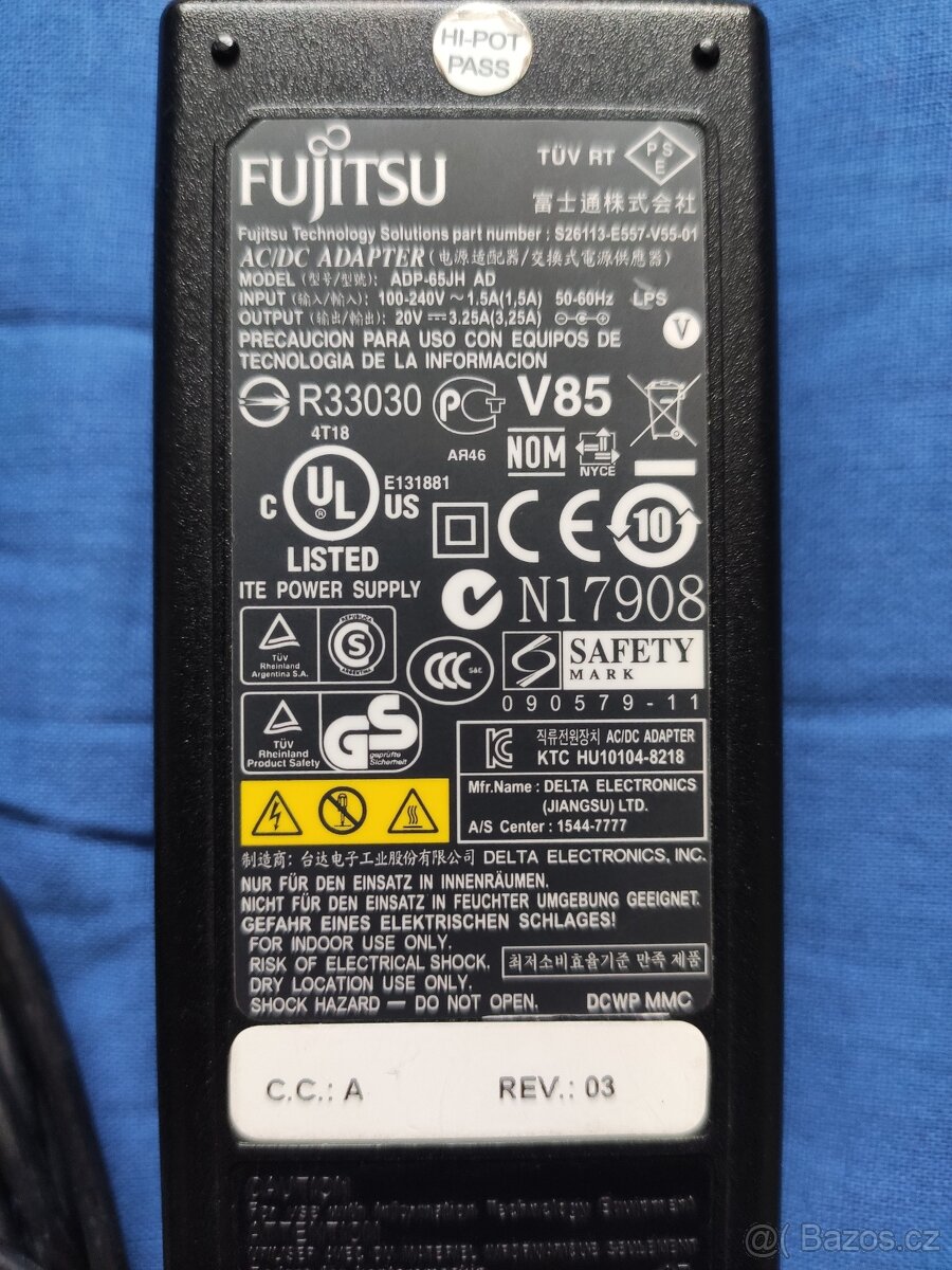 Fujitsu napájecí zdroj - nabíječka pro notebook, 65W - 2