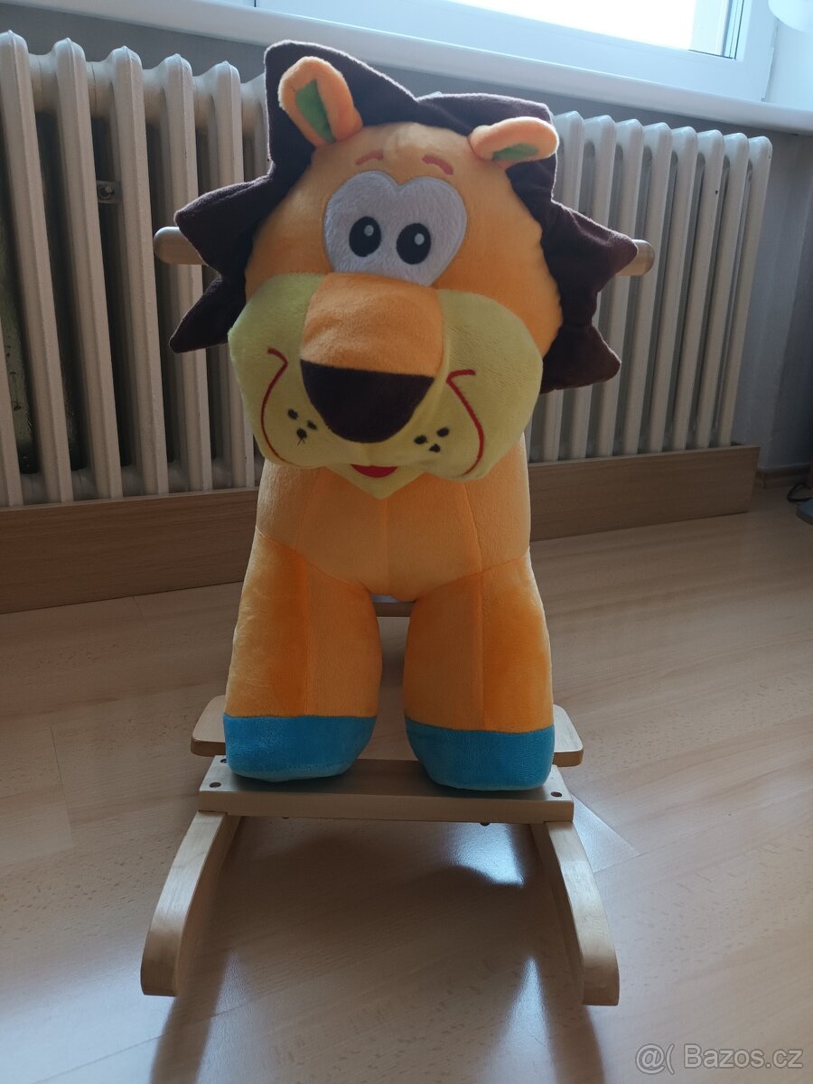 Houpací lev oranžový ZOPA. - 2