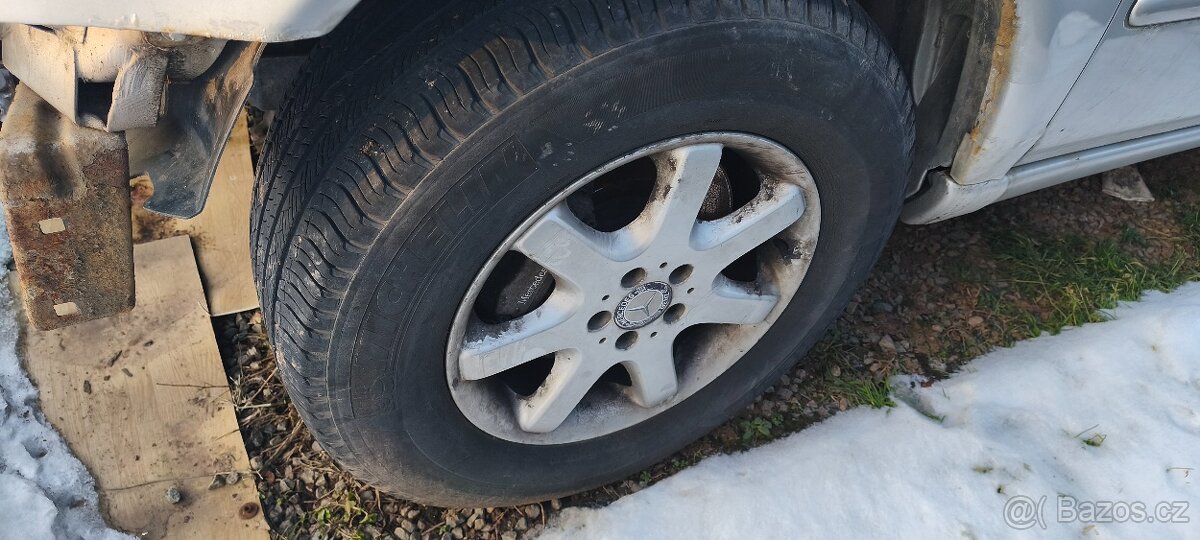 ALU kola Mercedes - 2