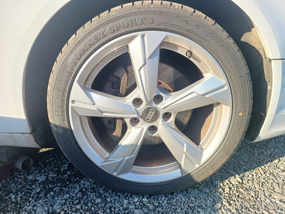 Audi ALU kola R18 - 2