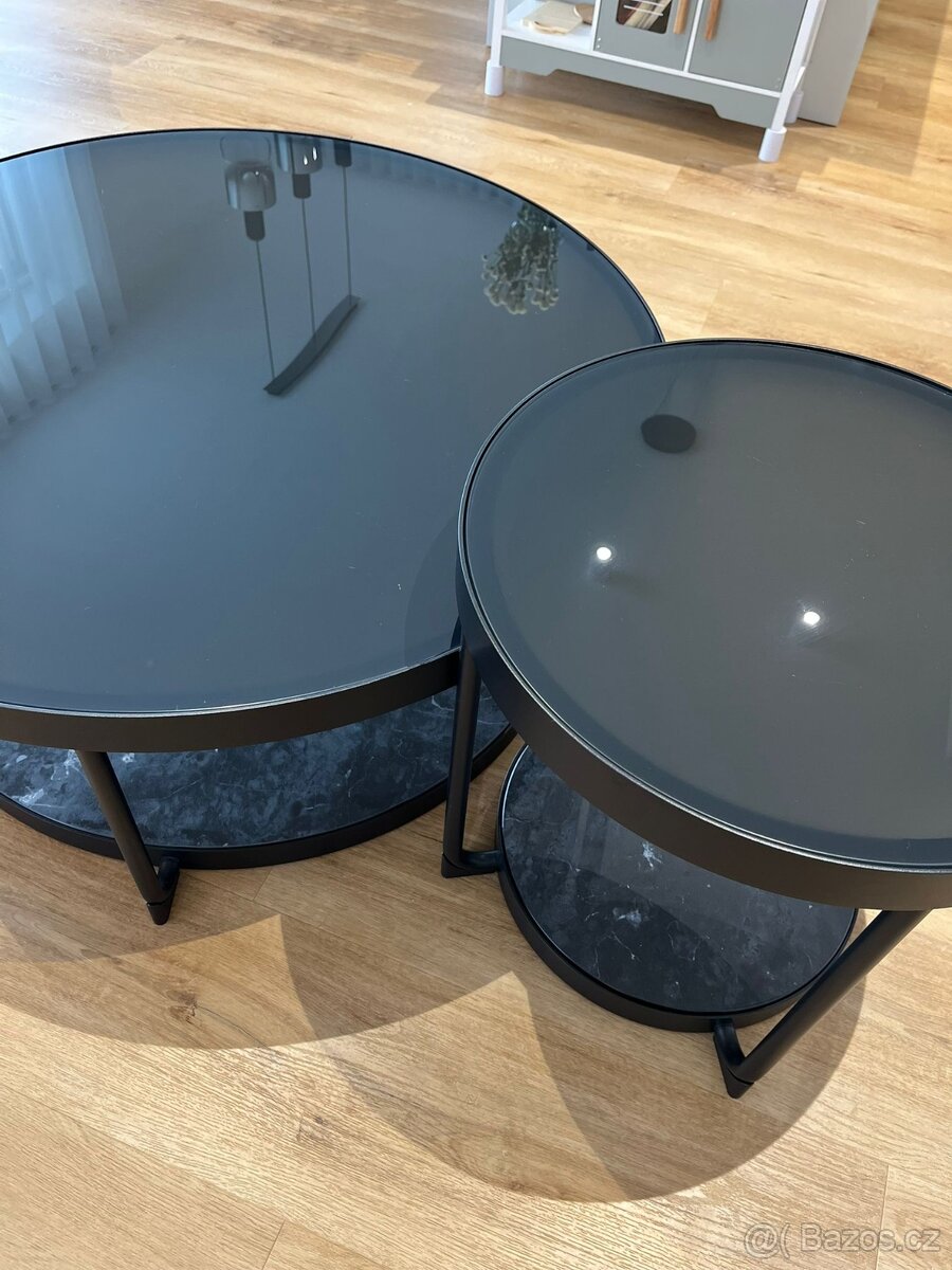 Konferenční stolek (2ks sada) ve skvělém stavu - 2