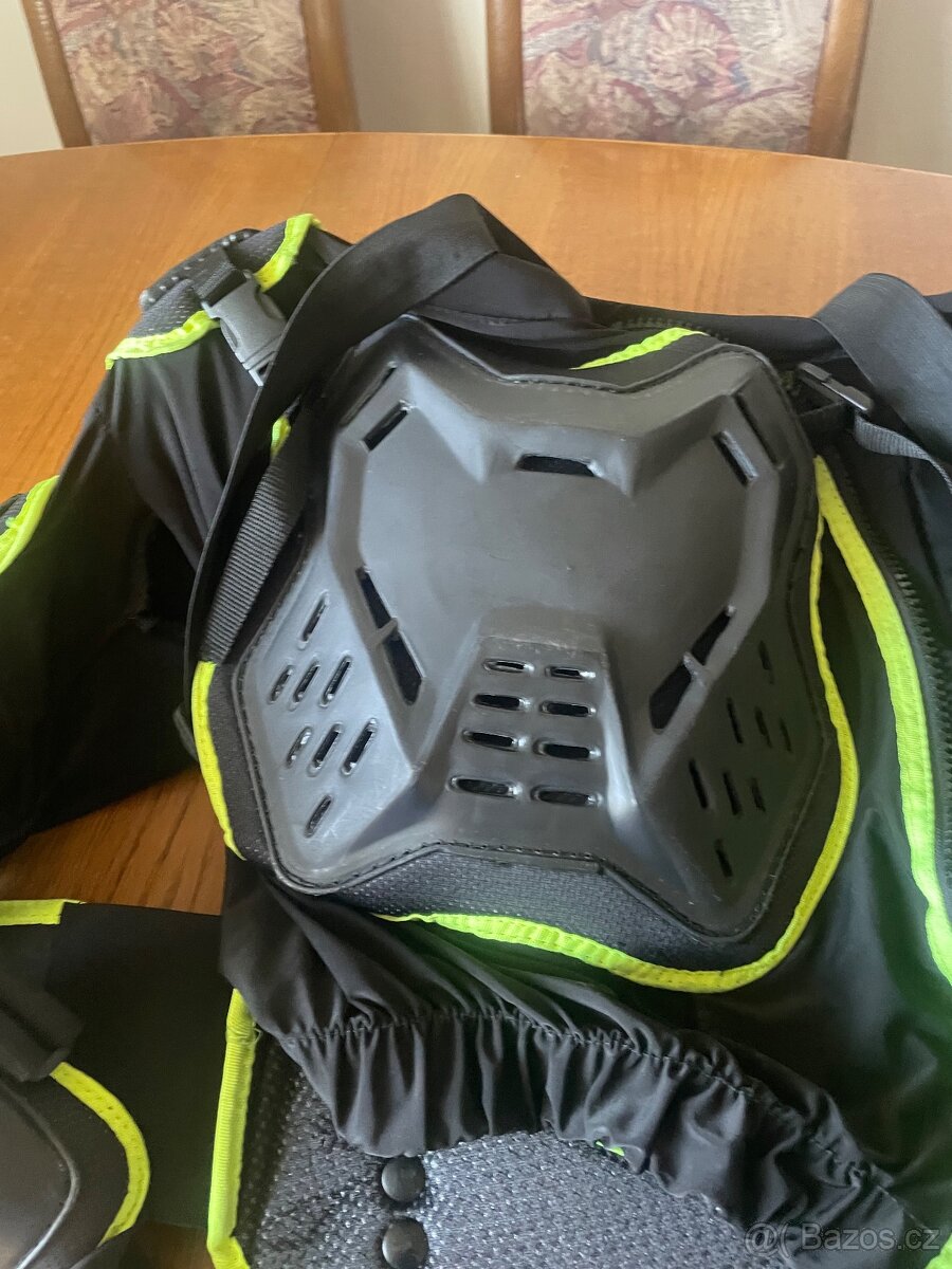 Chranič na motorku - 2