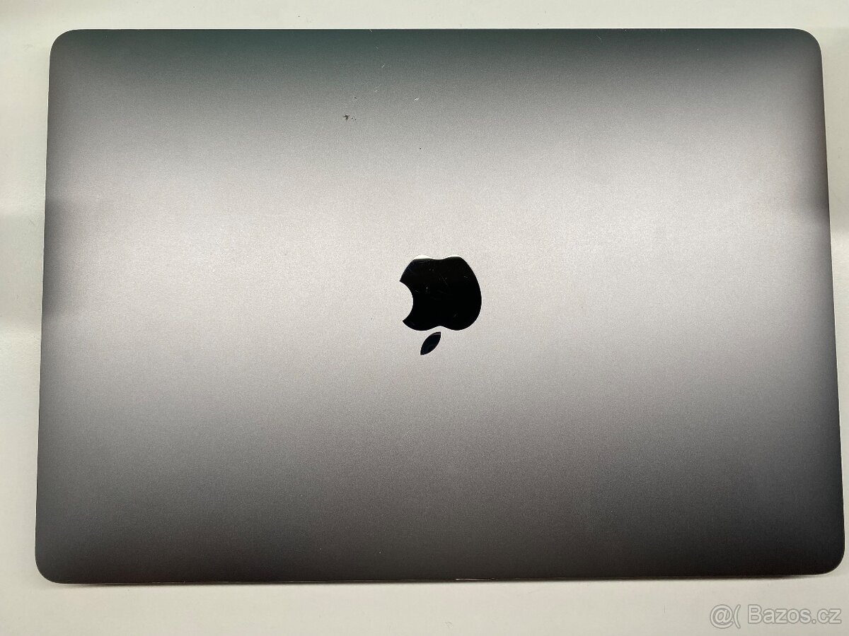 MacBook Pro 2020, 256 GB, vesmírně šedý - 2