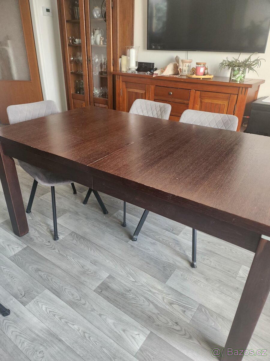 Rozkládací jidelni stůl - 2