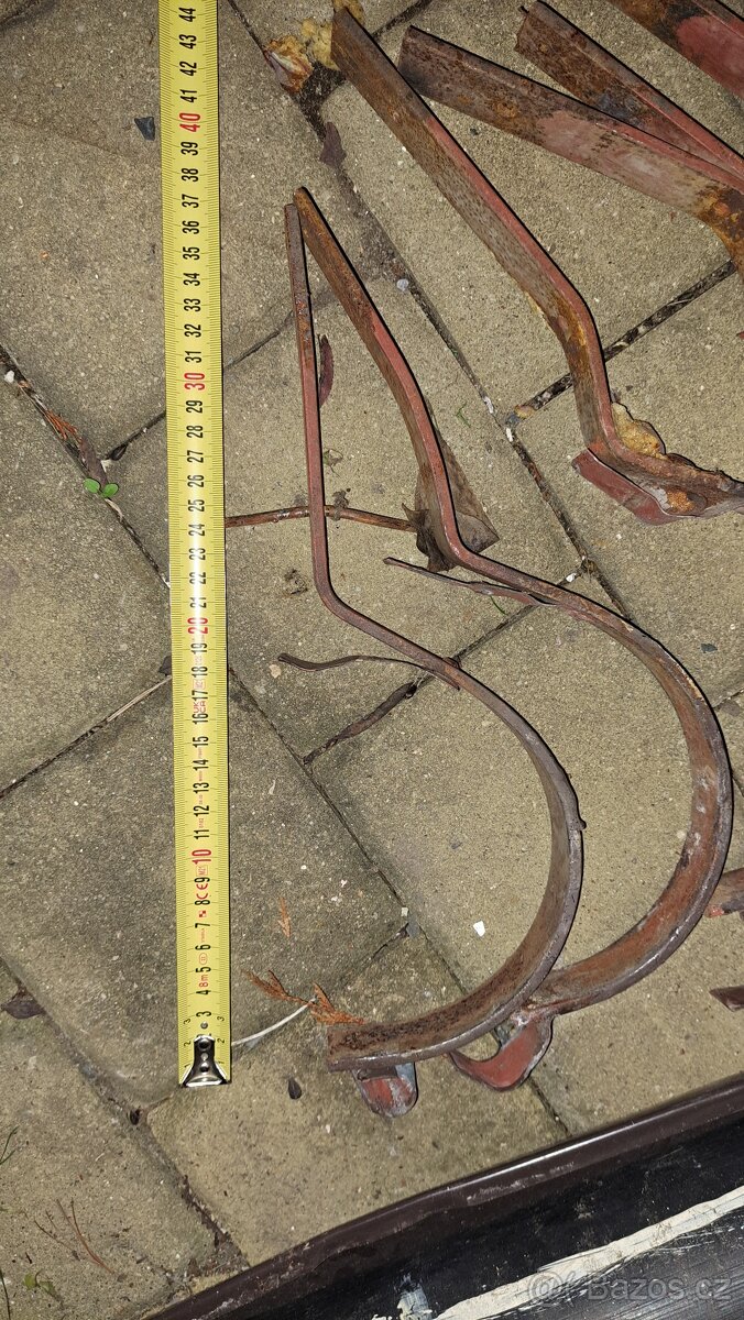 Háky na okapy 150 mm - 2