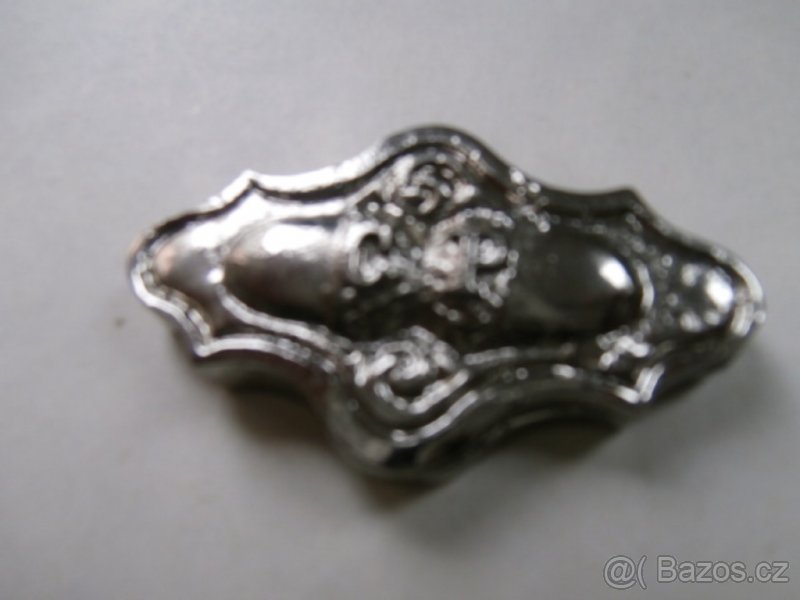 Trezor starožitný Popelka krytky zámku replika za 500 kč - 2