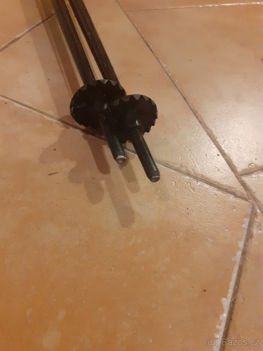 Sjezdové hole LEKI 125cm - 2