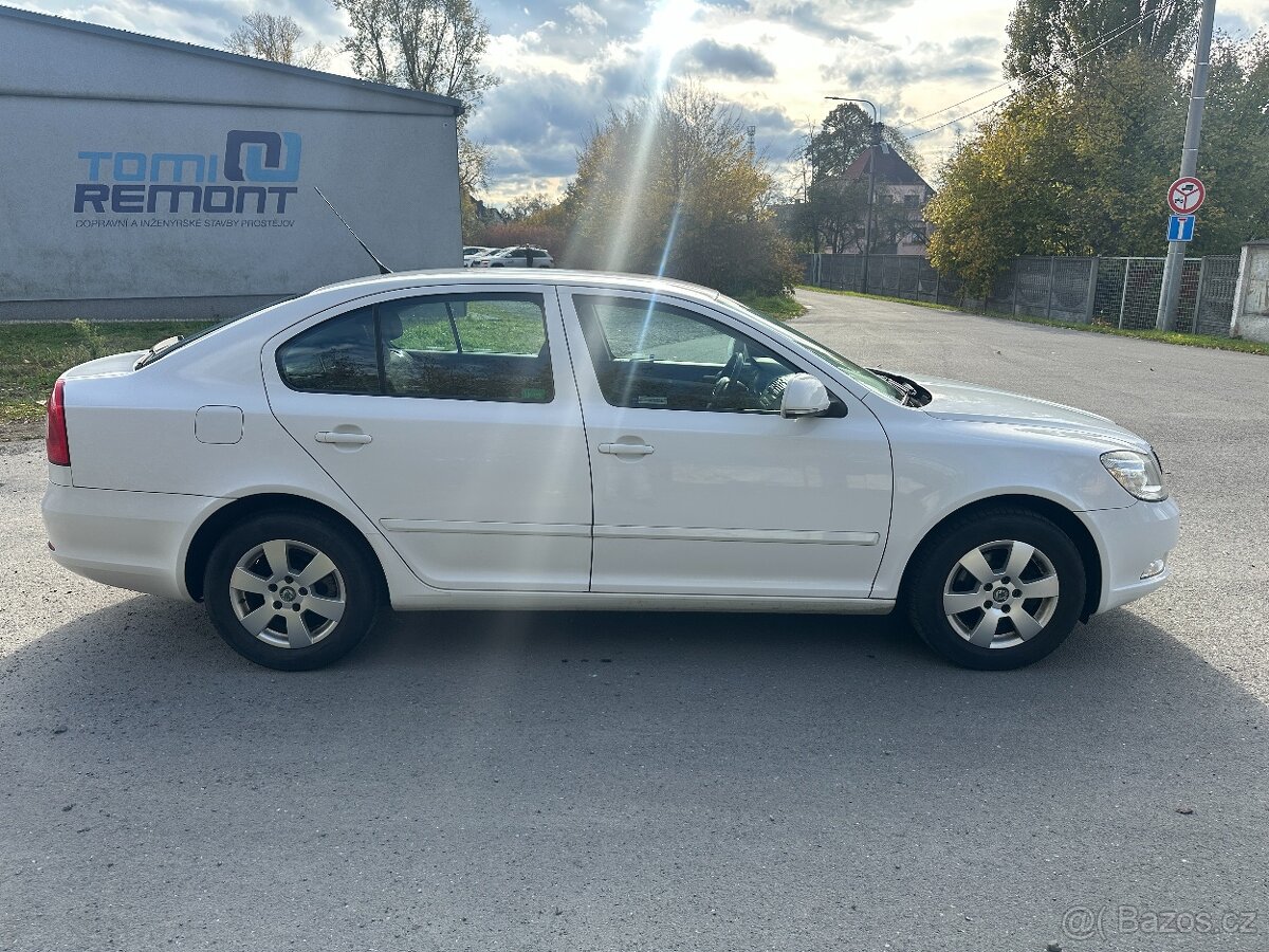 Škoda Octavia II 1.2 TSi 77kW Elegance, ČR - 2