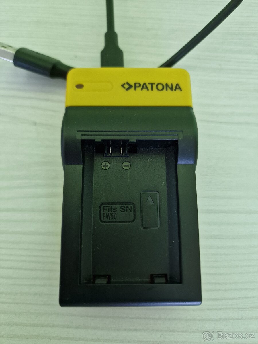 Nabíječka Patona NP-FW50 - 2