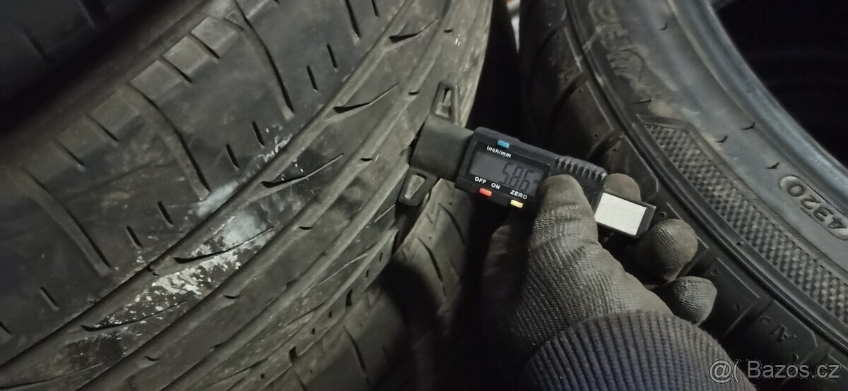 215/50 R18 92V TOYO - 2