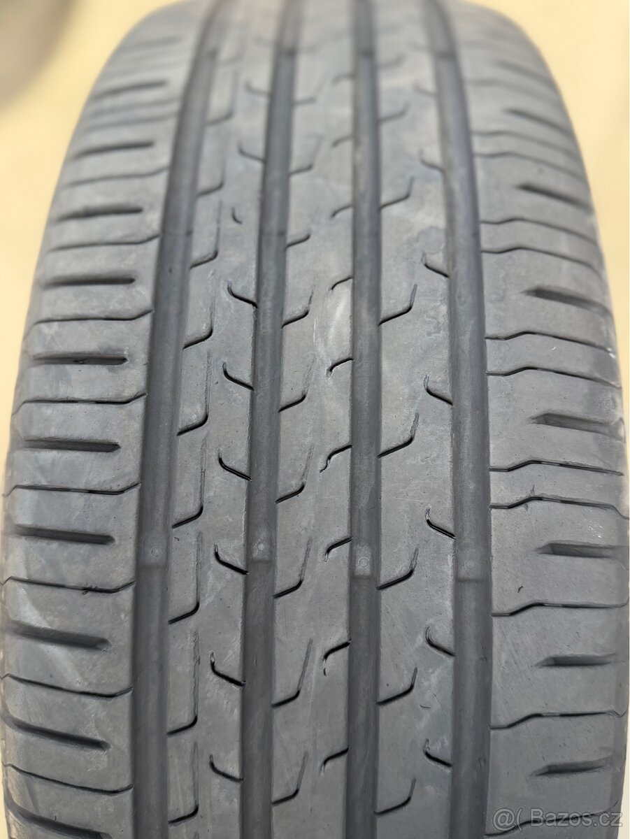 Letní pneu 215/60 R16 V - 2