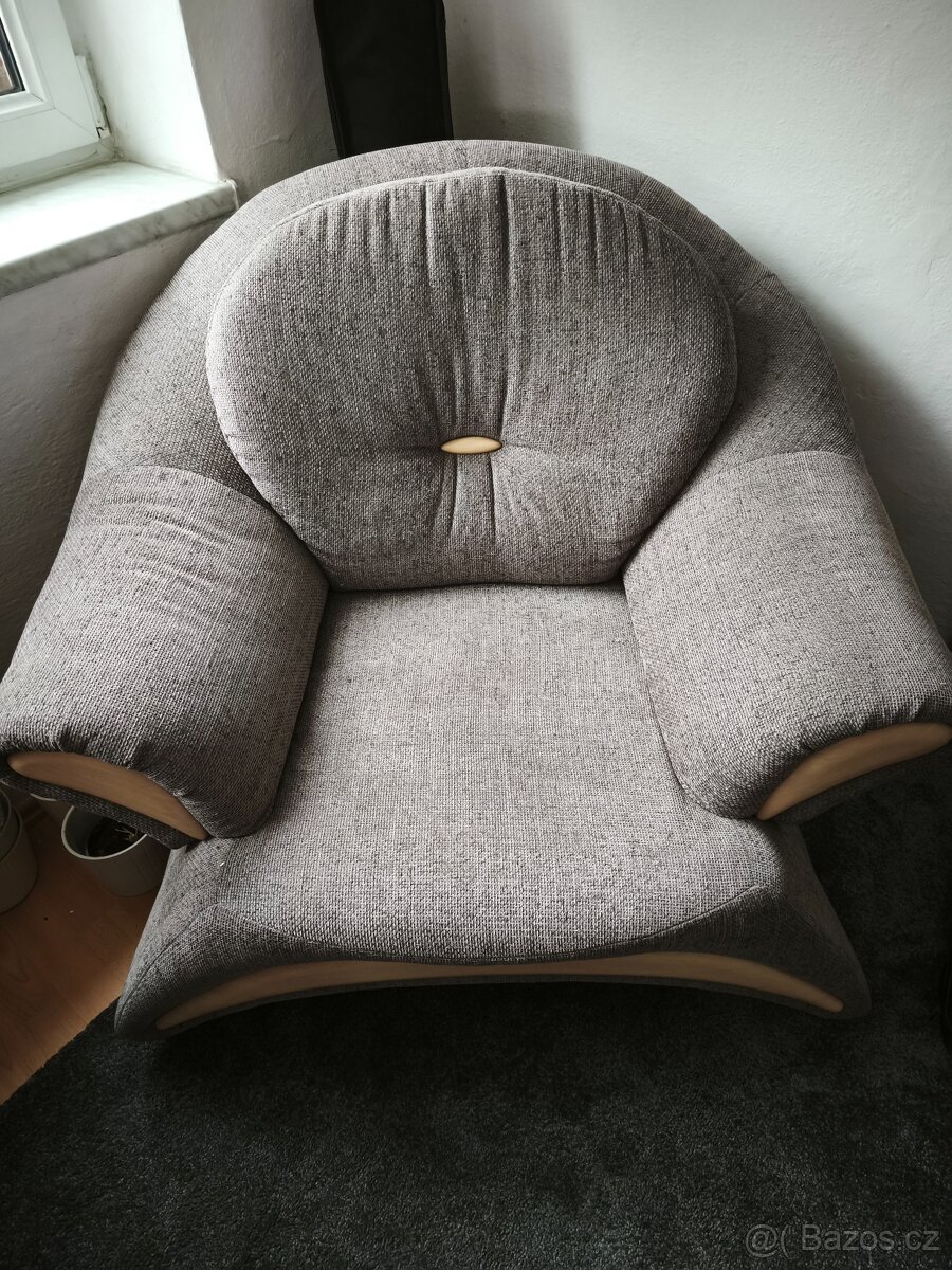 Prodám sedací soupravu 3+1 - 2