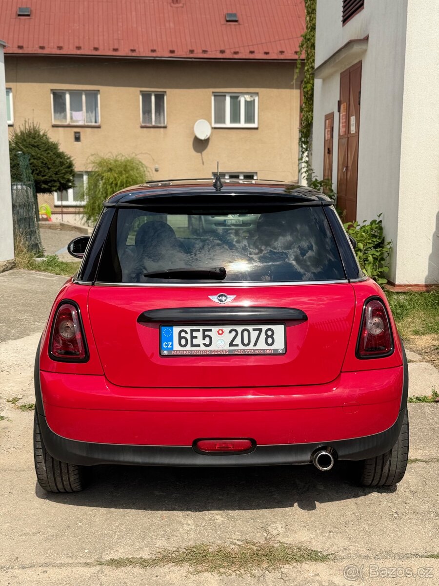Mini Cooper R56 1.6 2010 - 2