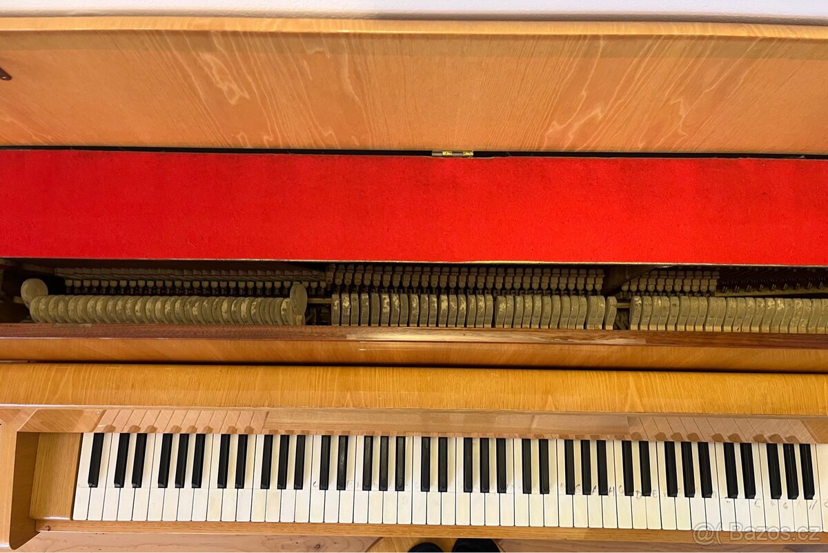 Pianino Petrof - 2