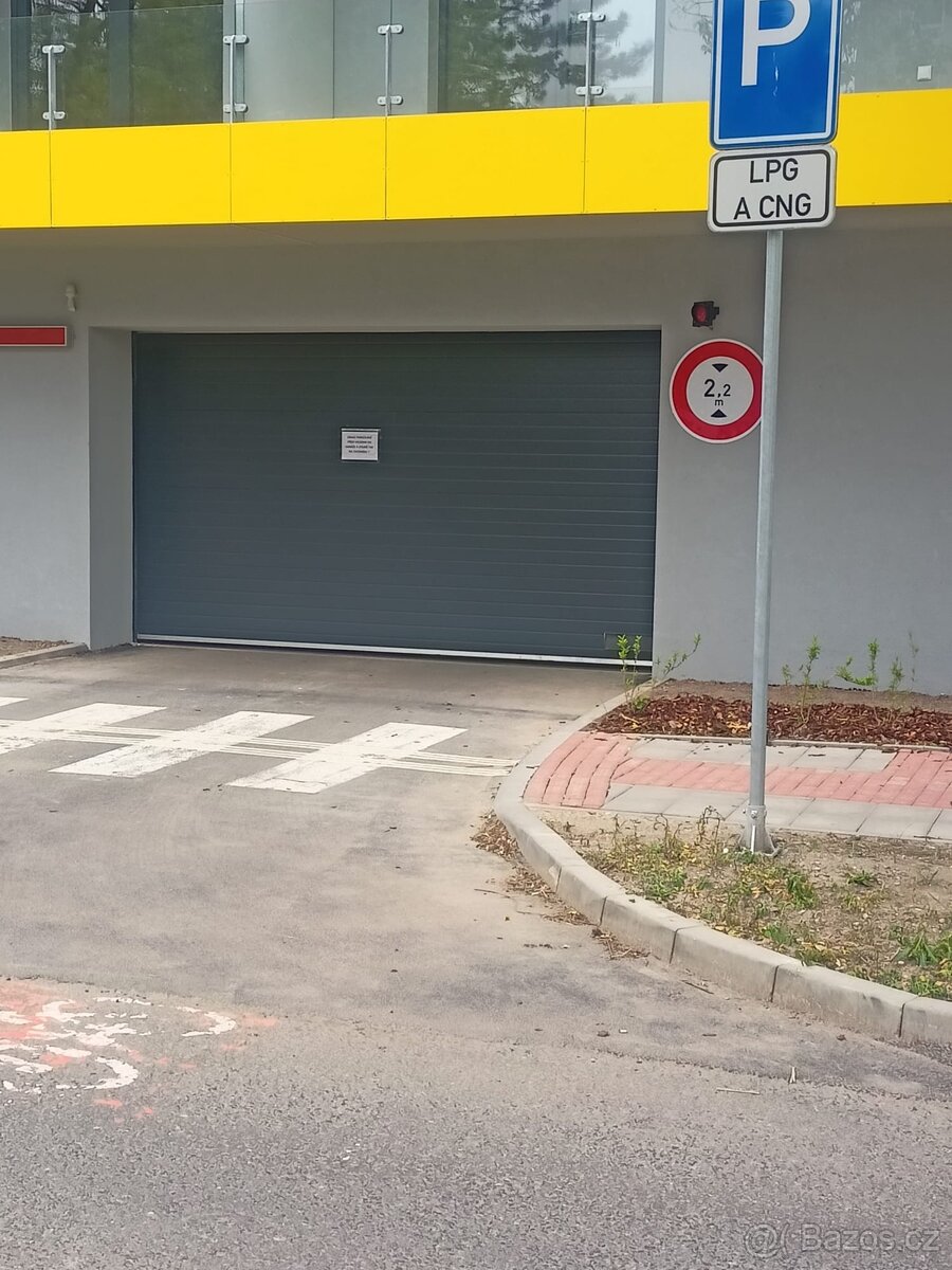 Parkovací stání - 2