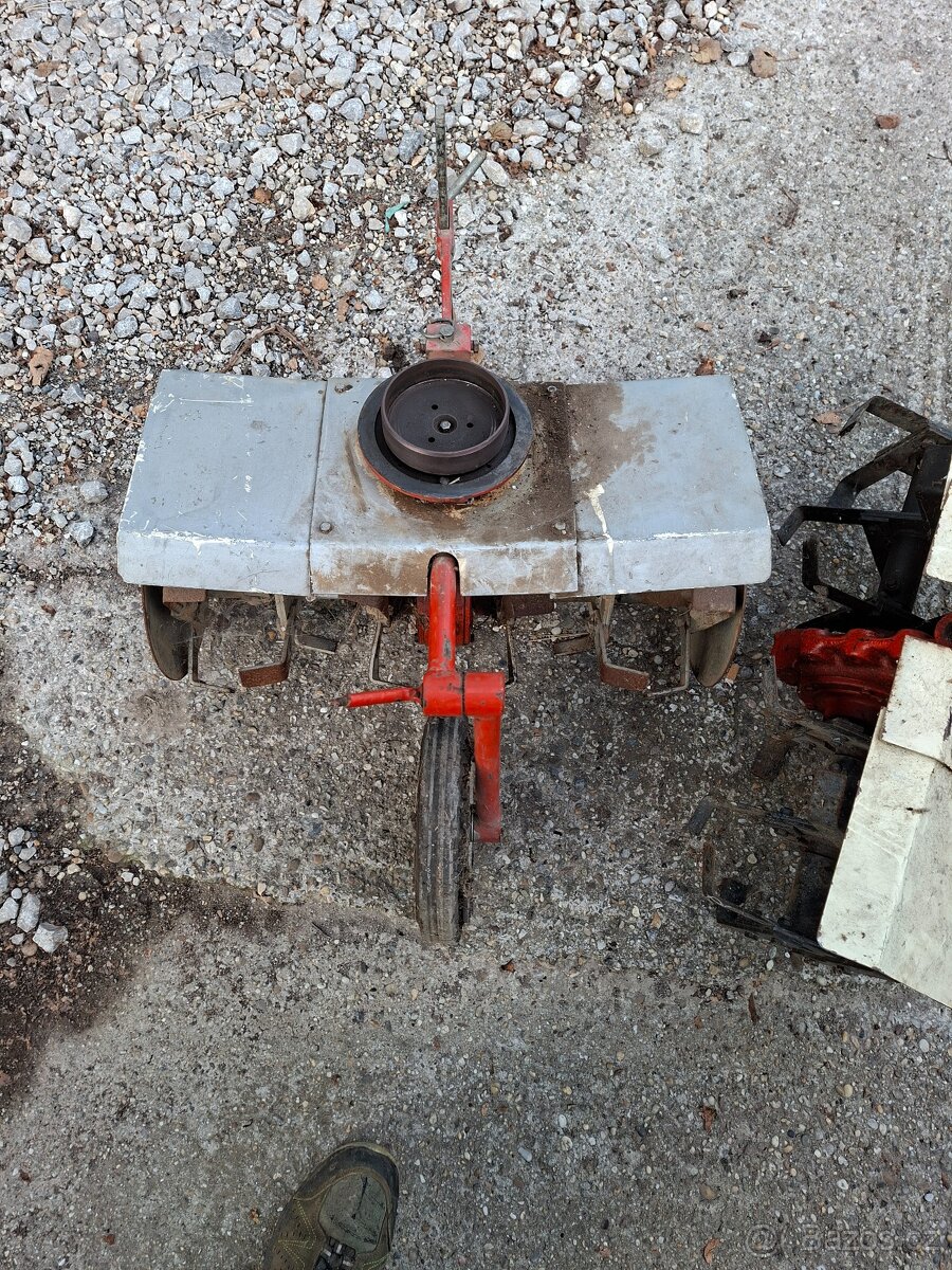 Predám rotovatory agzat 2takt spojky 2ks jeden nový druhý má - 2