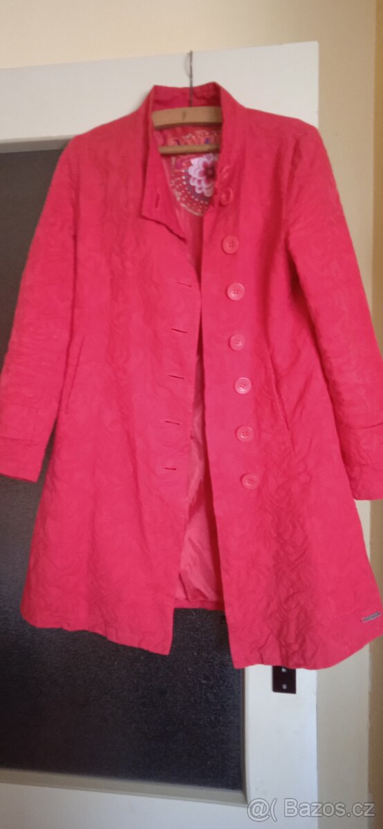 Kabát na jaro- podzim Desigual S/M - 2