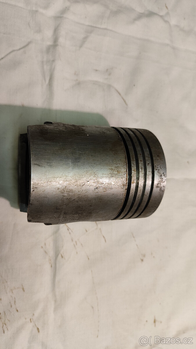 Píst na TK14 TZ4K14 1D90A nový 90mm - 2