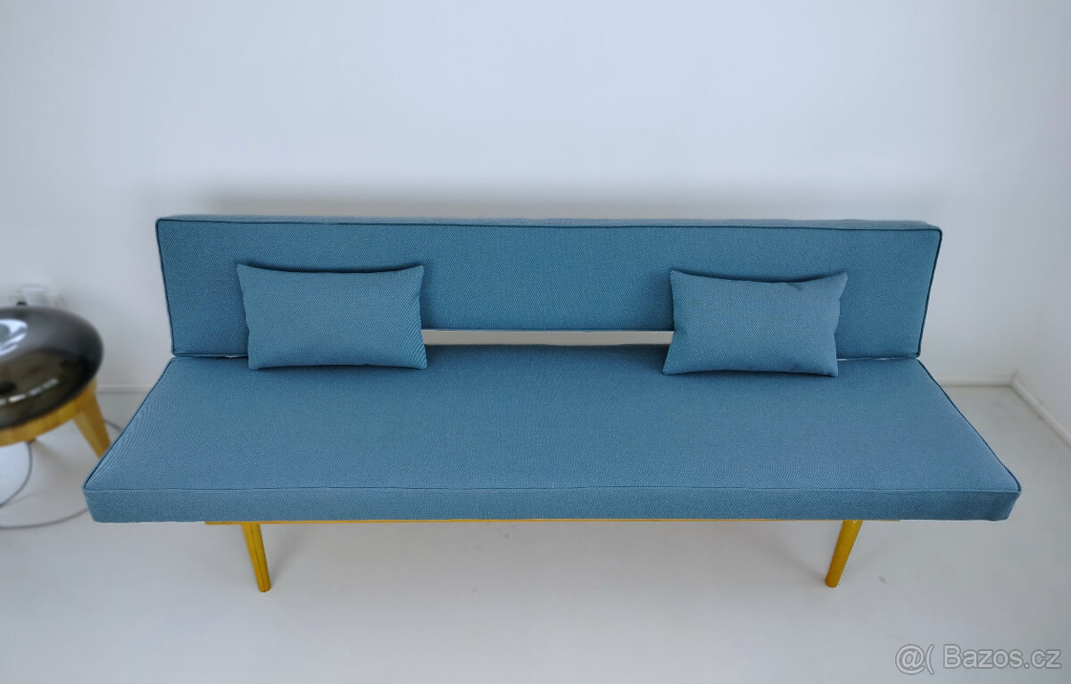 Sofa M. Navrátil - 2