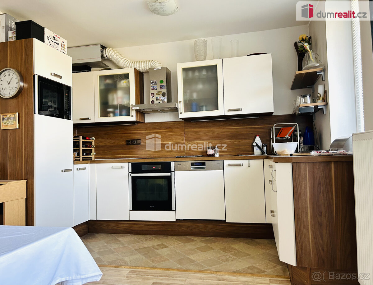 Prodej exkluzivního bytu o dispozici 2kk, výměře 66 m2, souč - 2