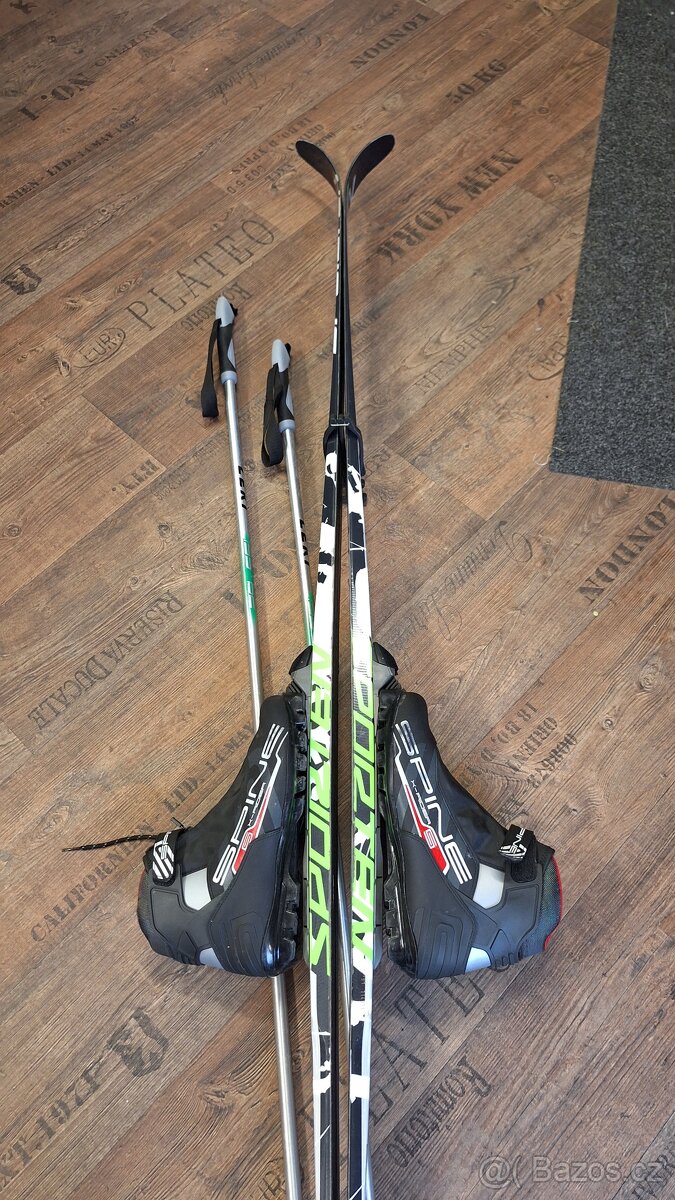 Běžecké lyže s boty a hůlkami - 2