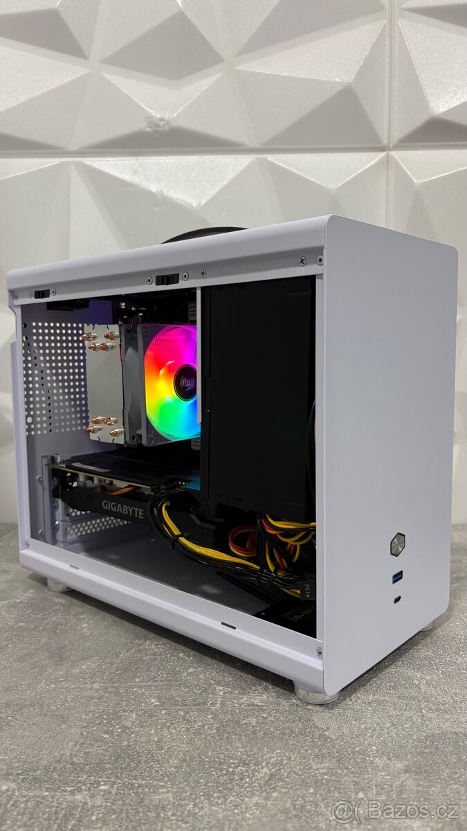 Herní PC INTEL I5 9400 / GTX 1660 / DDR4 16GB / 500GB SSD - 2