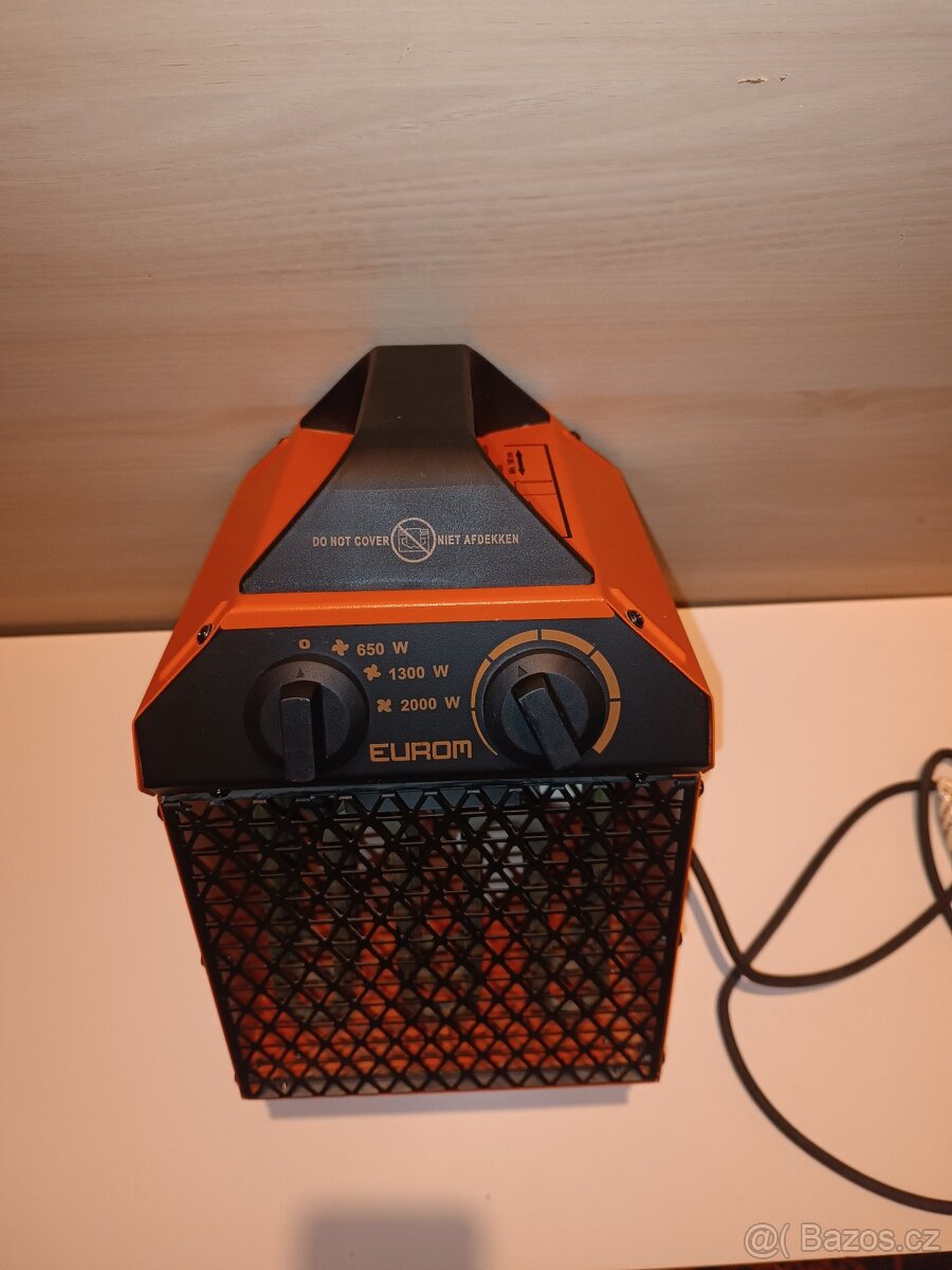 Topný teplovzdušný ventilátor 2000W - 2