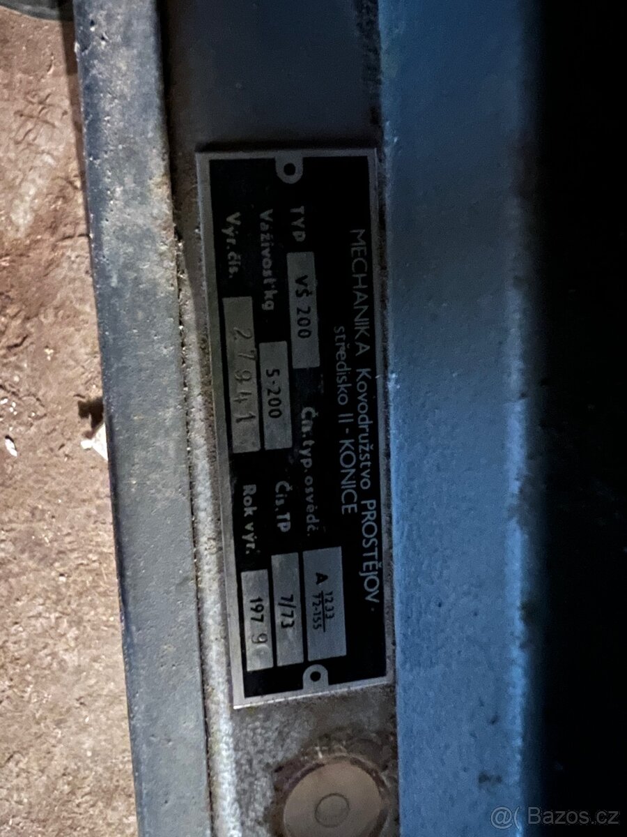 Váha decimálka a šroťák - 2